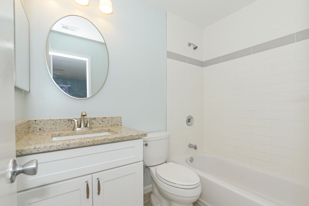 Active With Contract: $139,900 (1 beds, 1 baths, 800 Square Feet)
