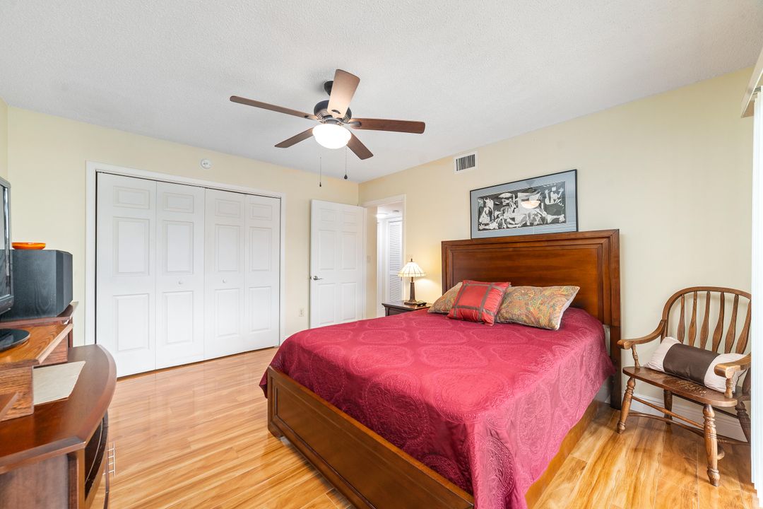 For Sale: $329,995 (3 beds, 2 baths, 2026 Square Feet)