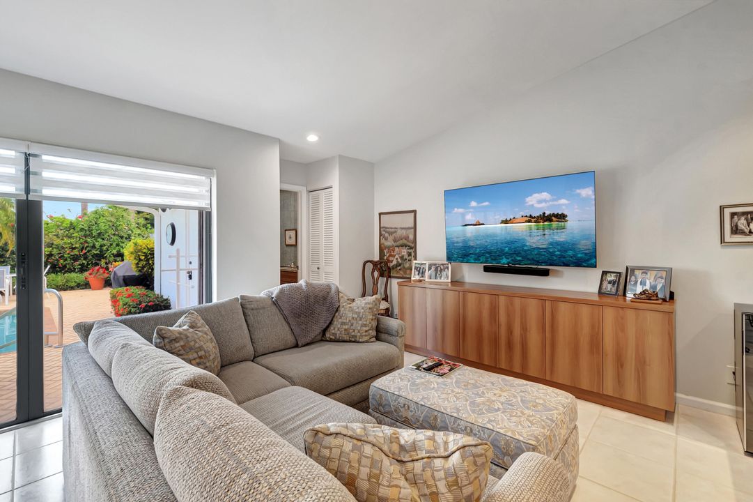 Active With Contract: $1,200,000 (4 beds, 4 baths, 2691 Square Feet)