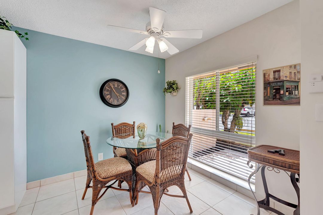 For Sale: $235,000 (2 beds, 2 baths, 1225 Square Feet)