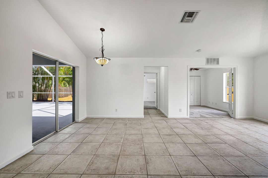 Active With Contract: $419,000 (4 beds, 3 baths, 2318 Square Feet)