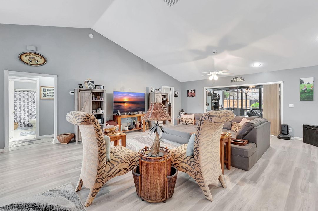 For Sale: $675,900 (3 beds, 2 baths, 2302 Square Feet)