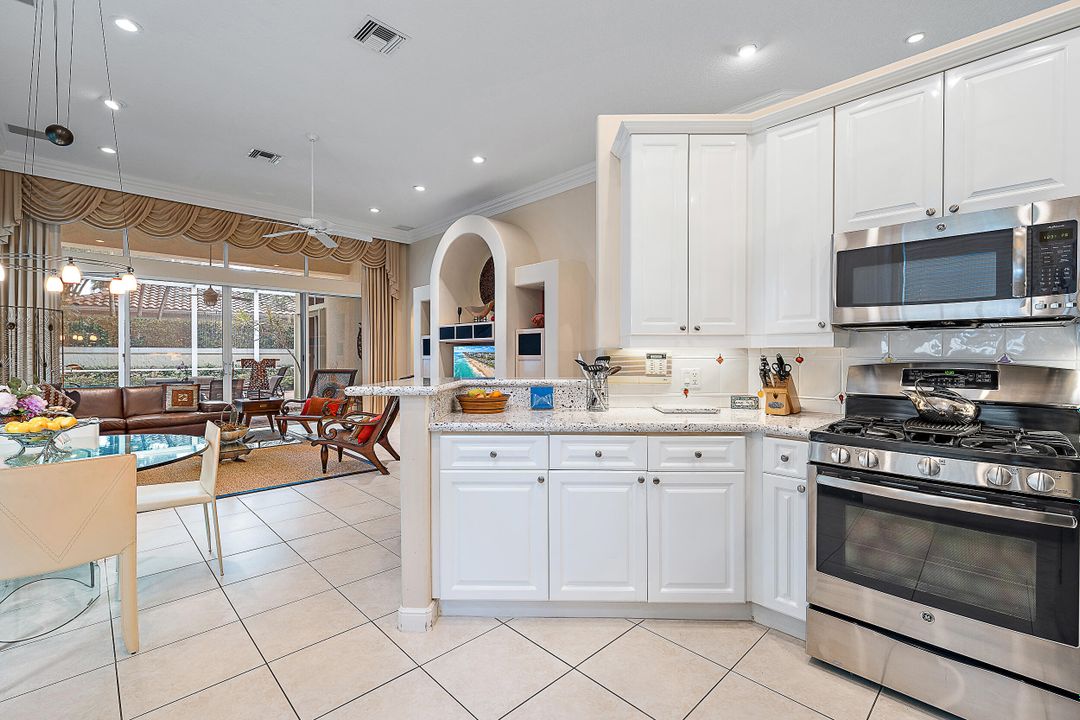 For Sale: $1,000,000 (3 beds, 4 baths, 2260 Square Feet)