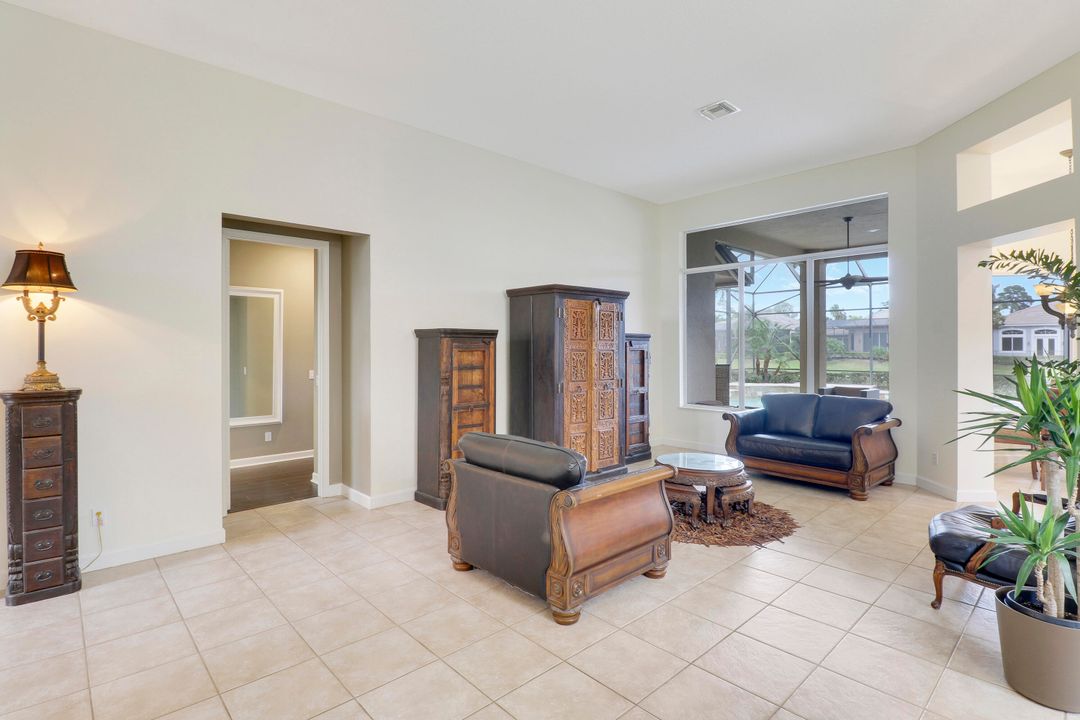For Sale: $629,900 (2 beds, 2 baths, 2303 Square Feet)