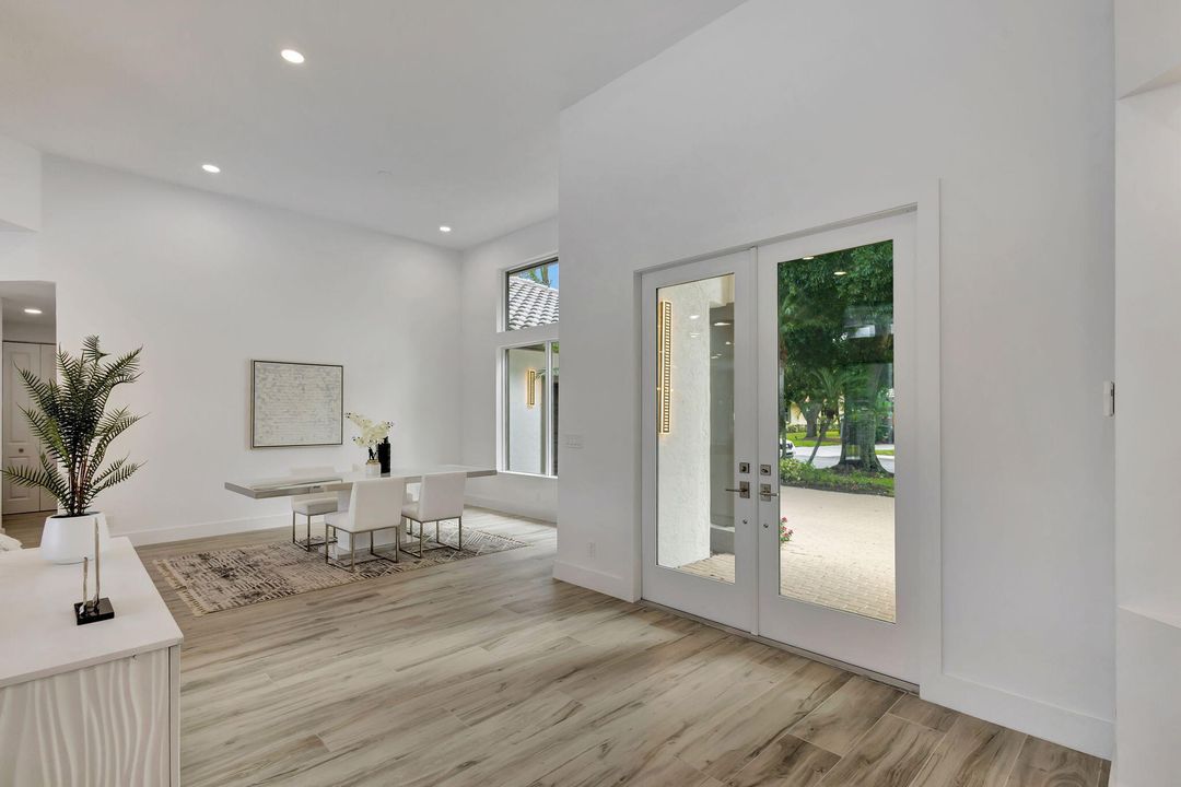 Active With Contract: $1,865,000 (3 beds, 3 baths, 3243 Square Feet)