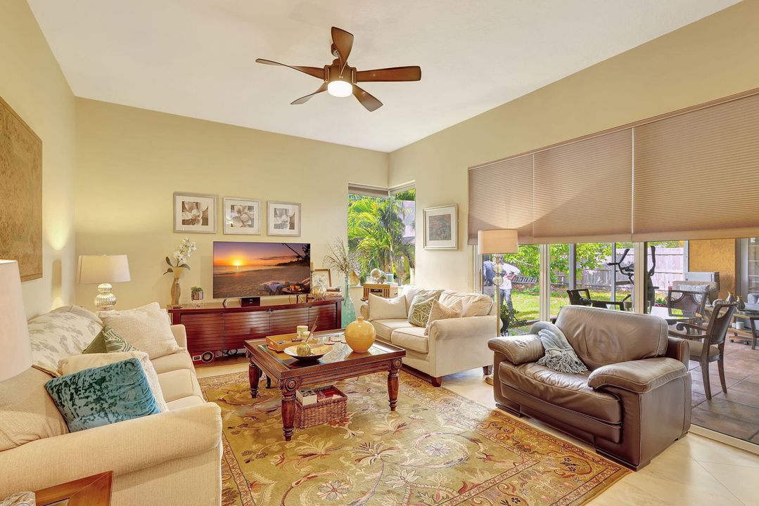 For Sale: $440,000 (3 beds, 2 baths, 1960 Square Feet)