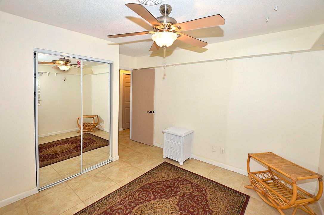 For Sale: $425,000 (3 beds, 2 baths, 1465 Square Feet)