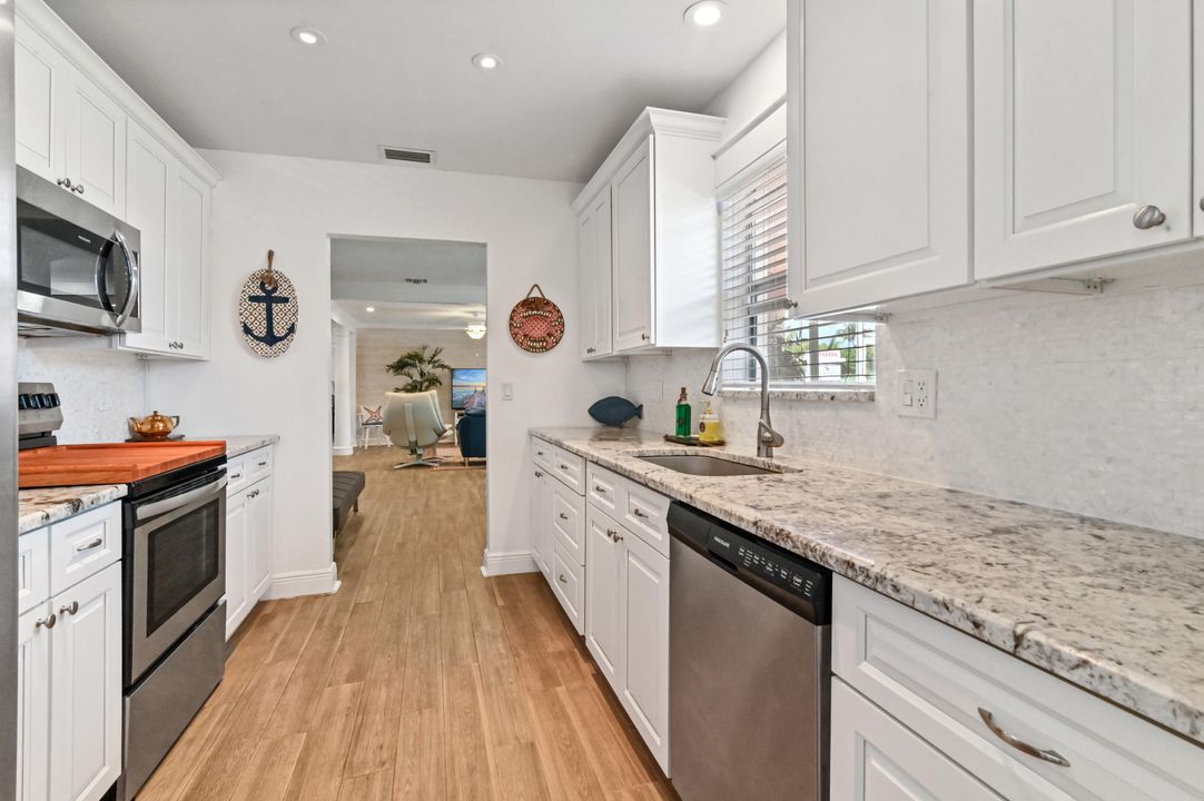 For Sale: $849,900 (3 beds, 2 baths, 1700 Square Feet)
