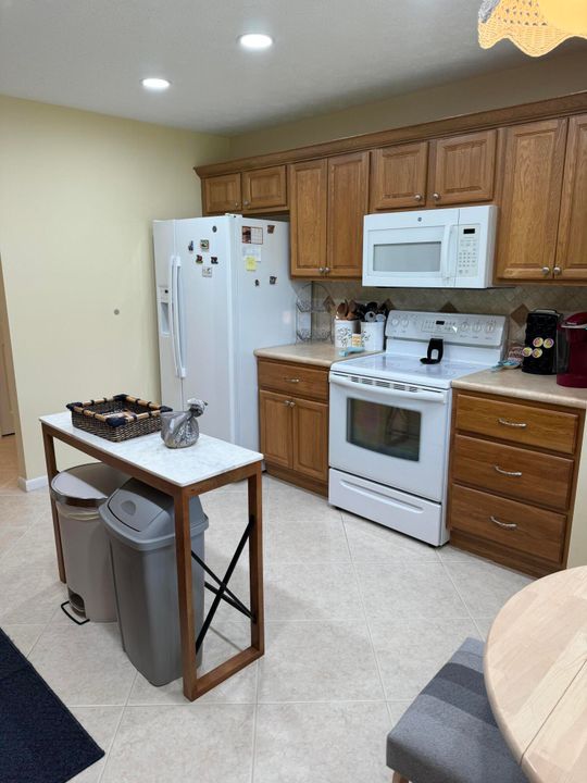 For Rent: $4,000 (2 beds, 2 baths, 1627 Square Feet)