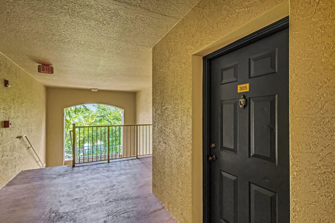 For Sale: $329,900 (3 beds, 2 baths, 1493 Square Feet)
