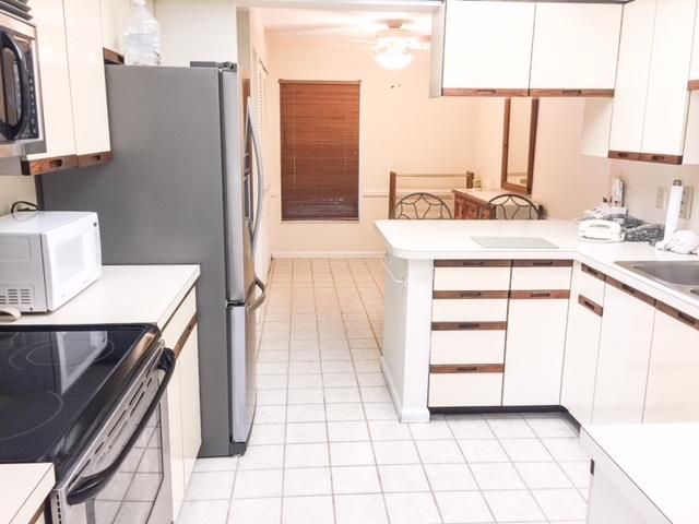 For Rent: $6,800 (2 beds, 2 baths, 1810 Square Feet)