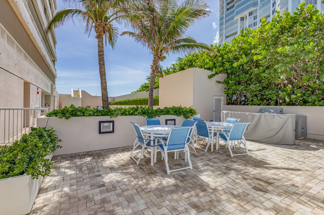 For Sale: $1,499,000 (2 beds, 2 baths, 2000 Square Feet)