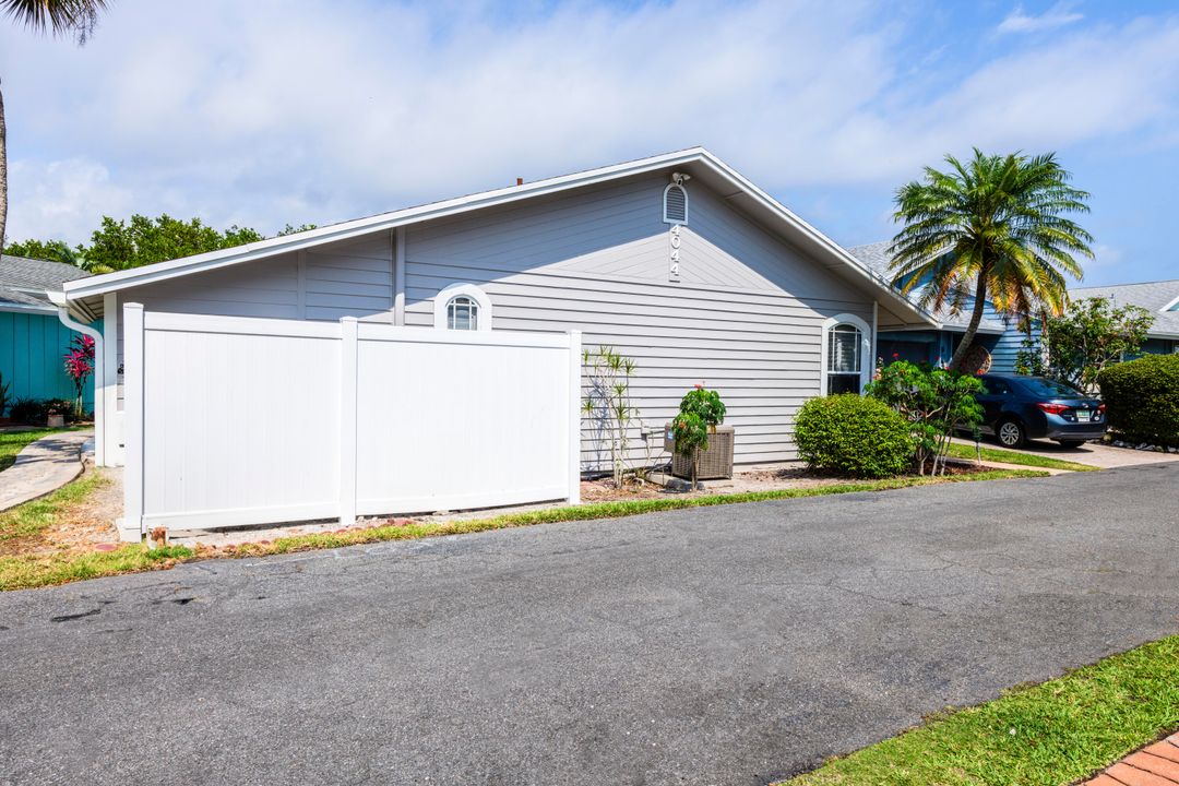 For Sale: $749,000 (3 beds, 2 baths, 1529 Square Feet)