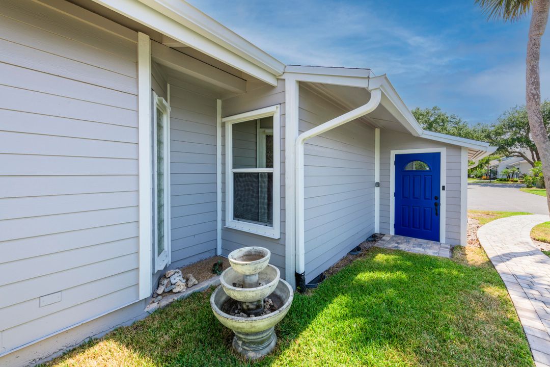 For Sale: $749,000 (3 beds, 2 baths, 1529 Square Feet)