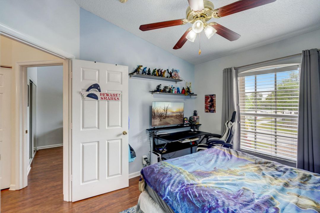 For Sale: $499,500 (3 beds, 2 baths, 1445 Square Feet)