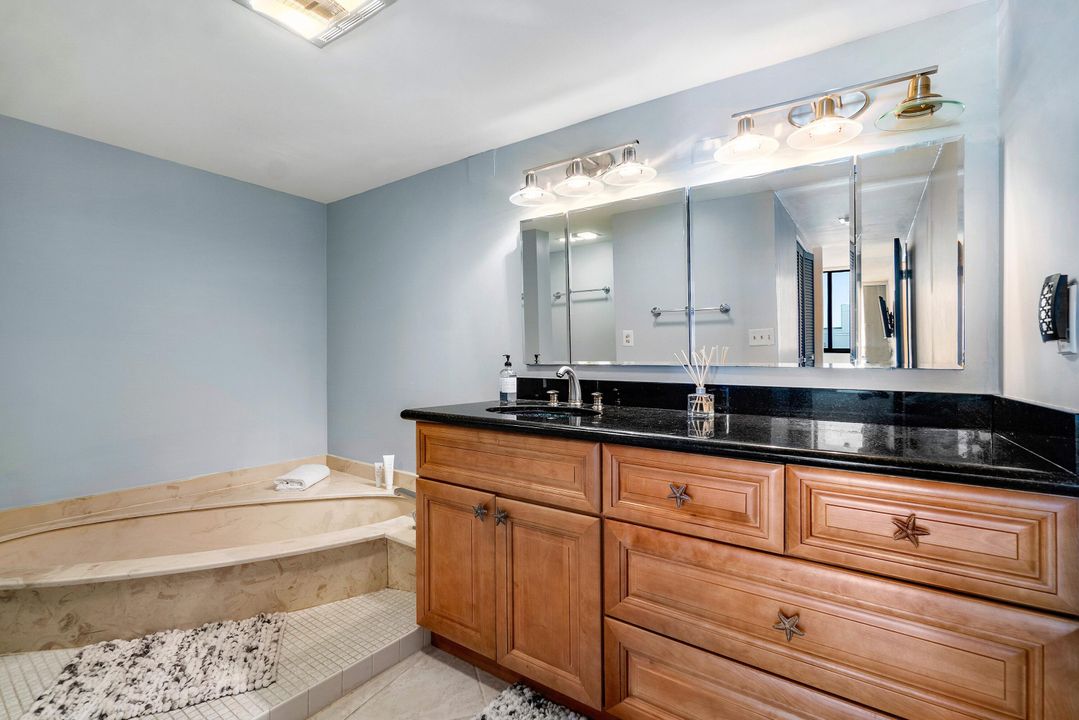 For Sale: $685,000 (2 beds, 2 baths, 1417 Square Feet)