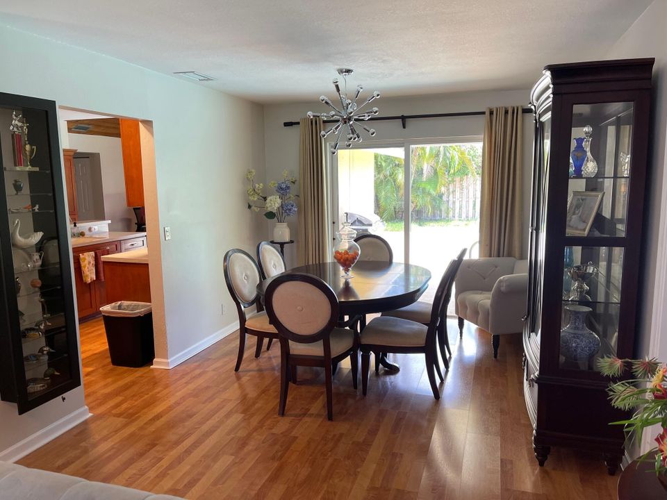 For Rent: $4,750 (3 beds, 2 baths, 1896 Square Feet)