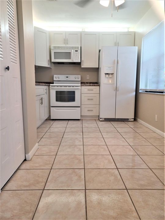 For Rent: $3,000 (3 beds, 2 baths, 1806 Square Feet)