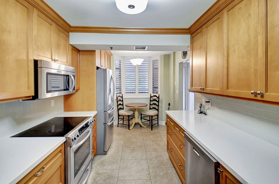 For Sale: $399,000 (3 beds, 2 baths, 1582 Square Feet)