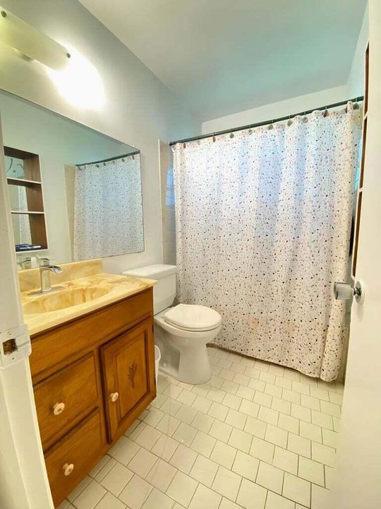 待售: $550,000 (4 贝兹, 2 浴室, 1514 平方英尺)