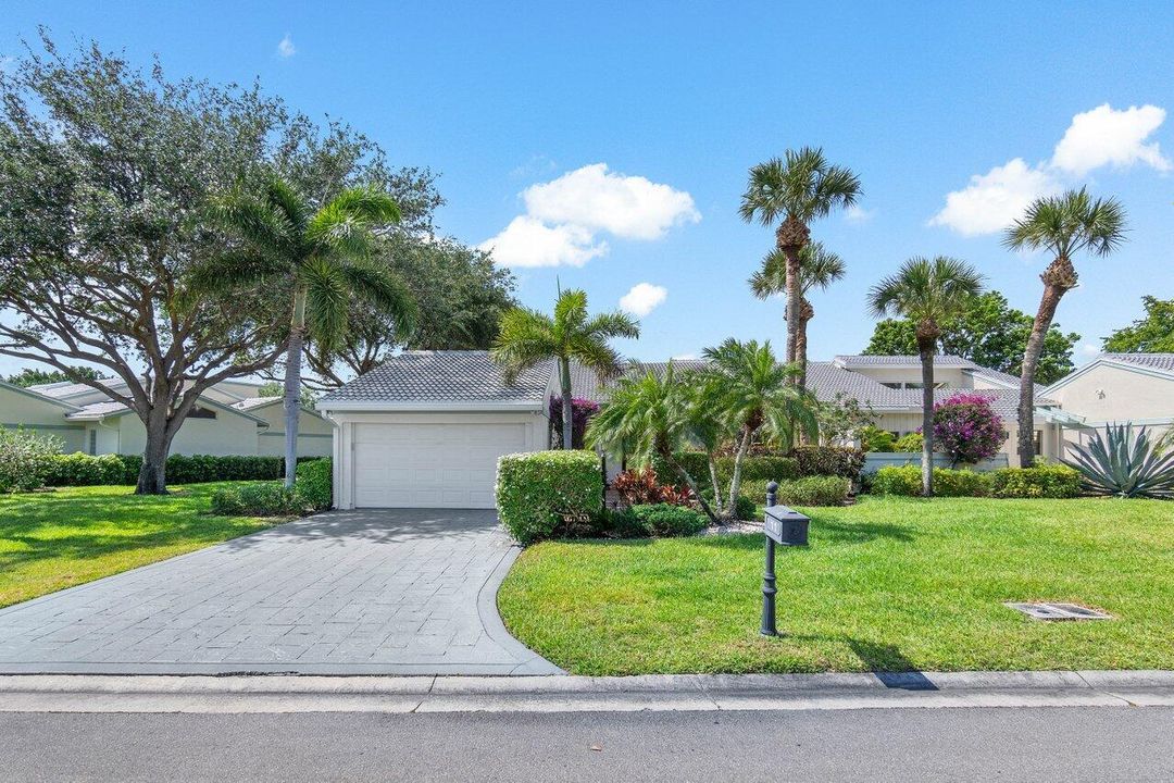 Recently Sold: $529,000 (3 beds, 3 baths, 2994 Square Feet)