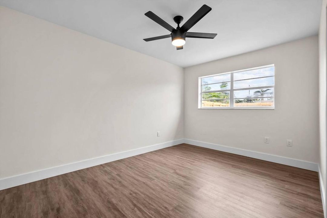 Active With Contract: $549,900 (3 beds, 2 baths, 1402 Square Feet)