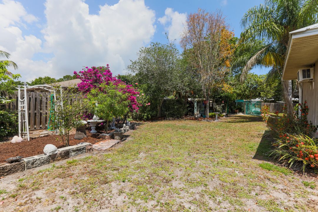 For Sale: $349,900 (3 beds, 2 baths, 1600 Square Feet)