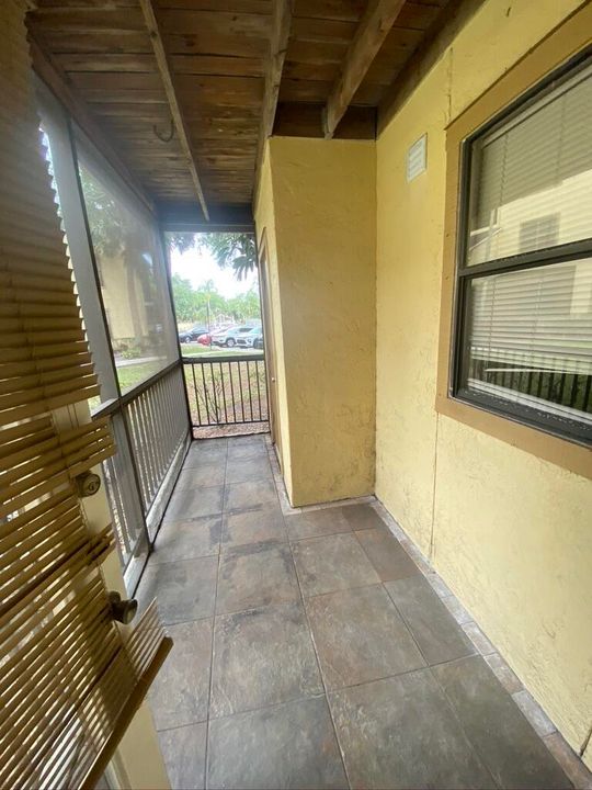 For Rent: $2,050 (2 beds, 2 baths, 1088 Square Feet)