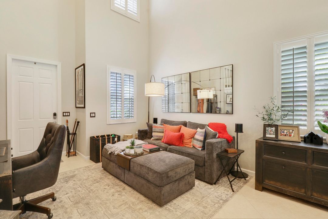 Active With Contract: $639,000 (4 beds, 2 baths, 2197 Square Feet)
