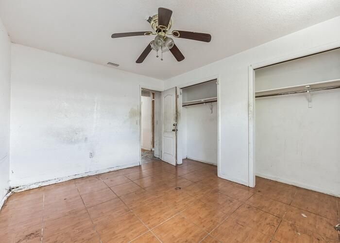 For Sale: $159,000 (4 beds, 2 baths, 1764 Square Feet)