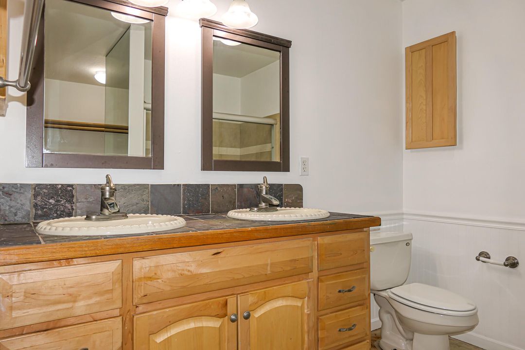 For Sale: $369,000 (3 beds, 2 baths, 1442 Square Feet)