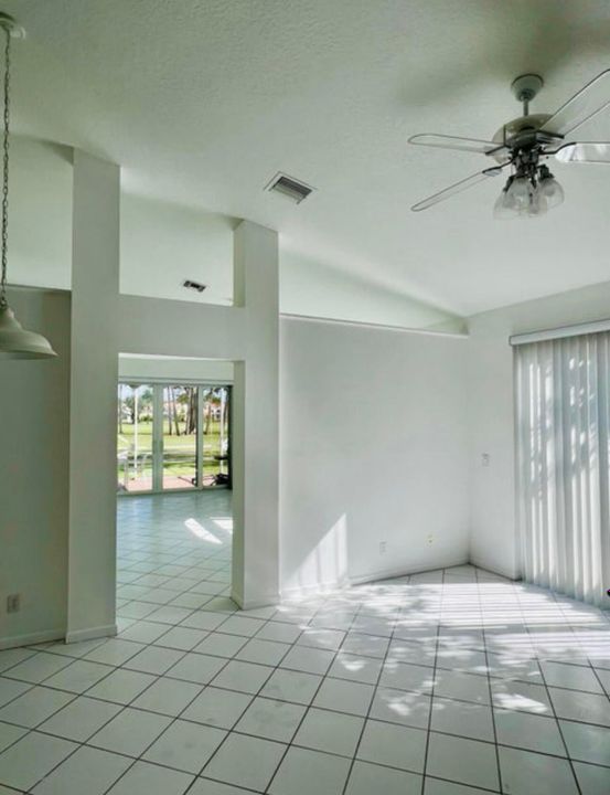 Active With Contract: $3,950 (3 beds, 2 baths, 1871 Square Feet)