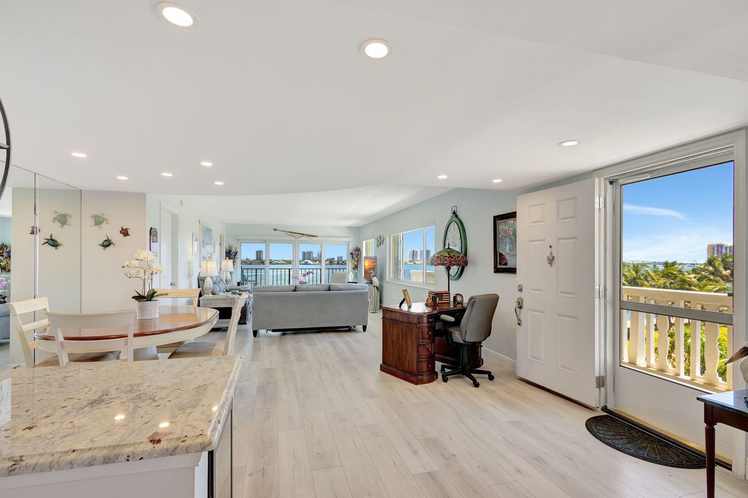 Active With Contract: $545,000 (2 beds, 2 baths, 1440 Square Feet)
