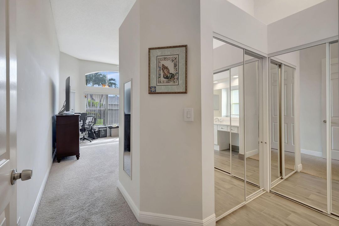 Active With Contract: $789,000 (4 beds, 2 baths, 2372 Square Feet)