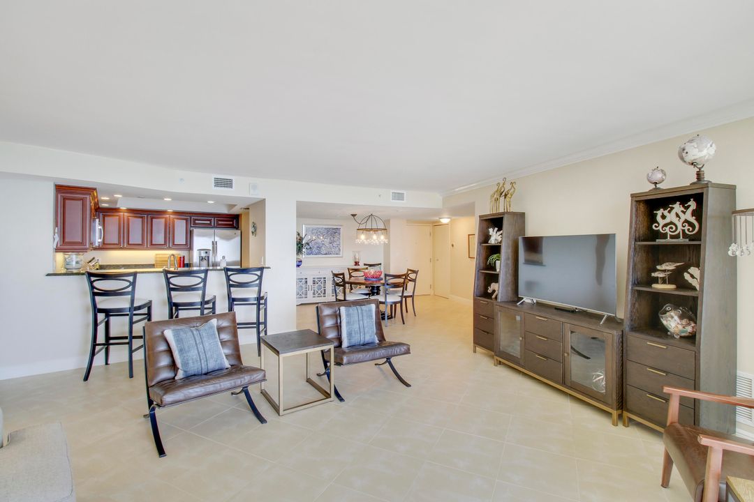 Active With Contract: $5,500 (2 beds, 2 baths, 1381 Square Feet)