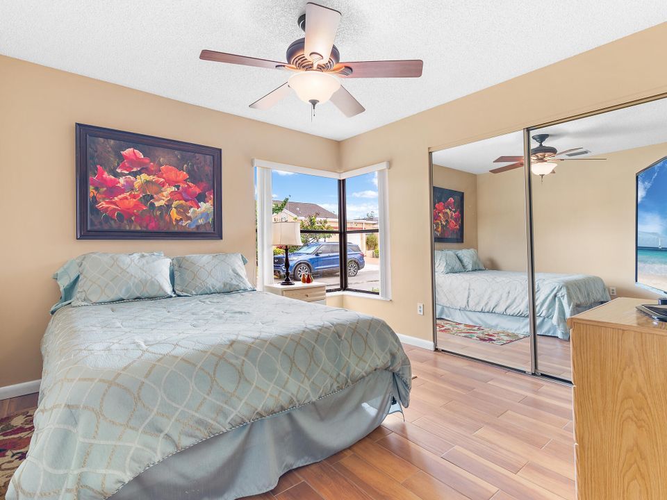 Active With Contract: $339,900 (3 beds, 2 baths, 1304 Square Feet)