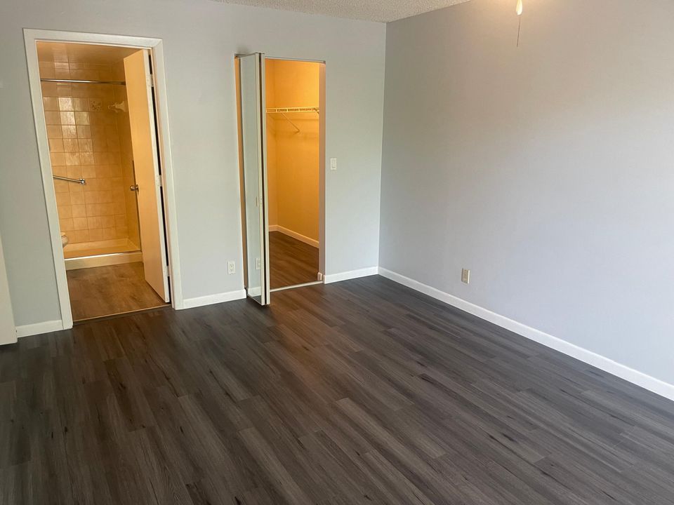 For Rent: $1,795 (2 beds, 2 baths, 1018 Square Feet)