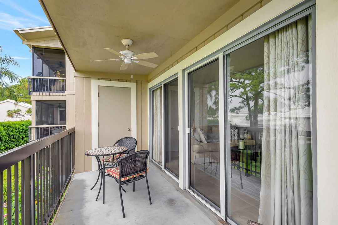For Sale: $299,000 (2 beds, 2 baths, 1230 Square Feet)
