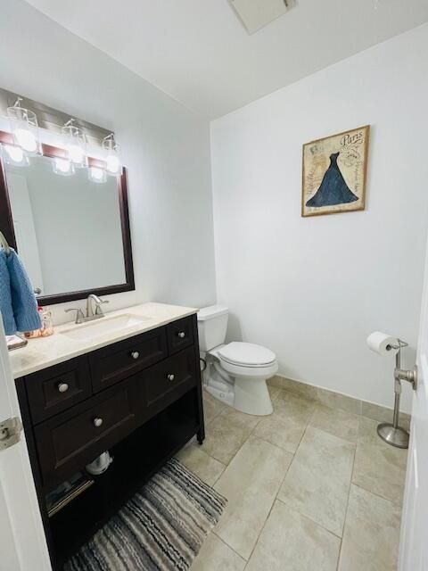 Active With Contract: $179,000 (1 beds, 1 baths, 1080 Square Feet)