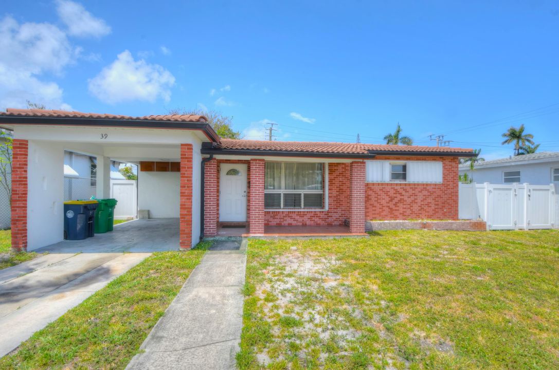 For Sale: $589,900 (3 beds, 2 baths, 1719 Square Feet)