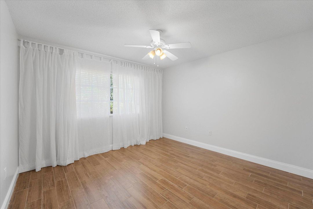 For Rent: $2,000 (2 beds, 2 baths, 1065 Square Feet)