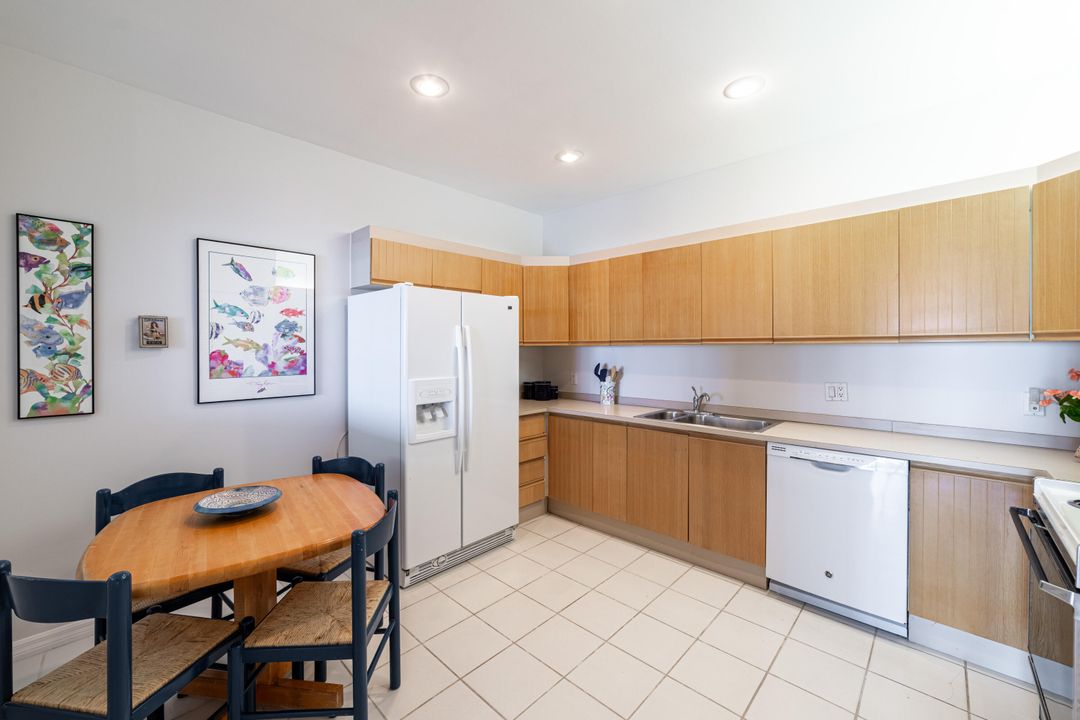 For Sale: $849,900 (2 beds, 2 baths, 1956 Square Feet)