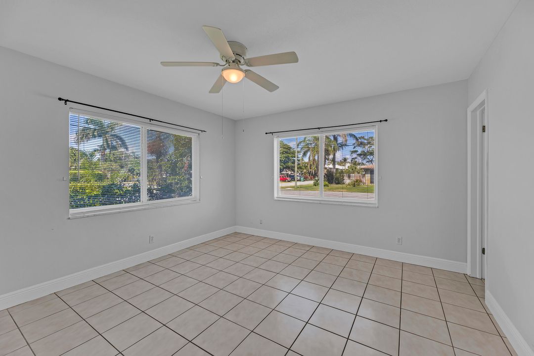 Active With Contract: $2,700 (2 beds, 2 baths, 1338 Square Feet)