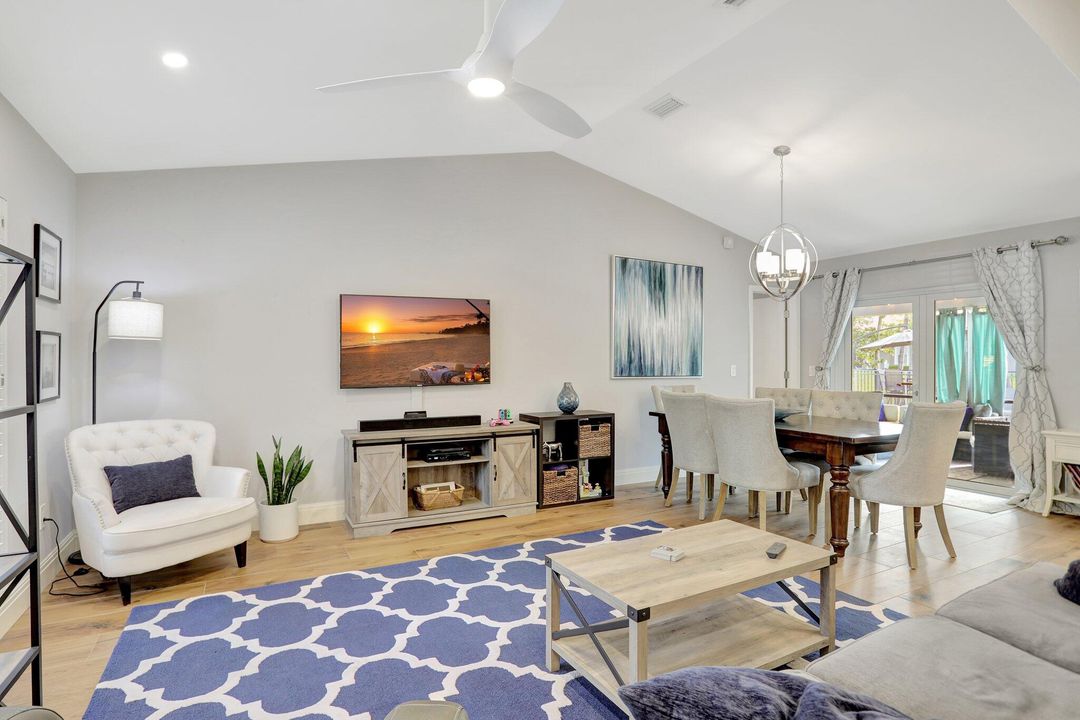 Active With Contract: $675,000 (4 beds, 2 baths, 1672 Square Feet)