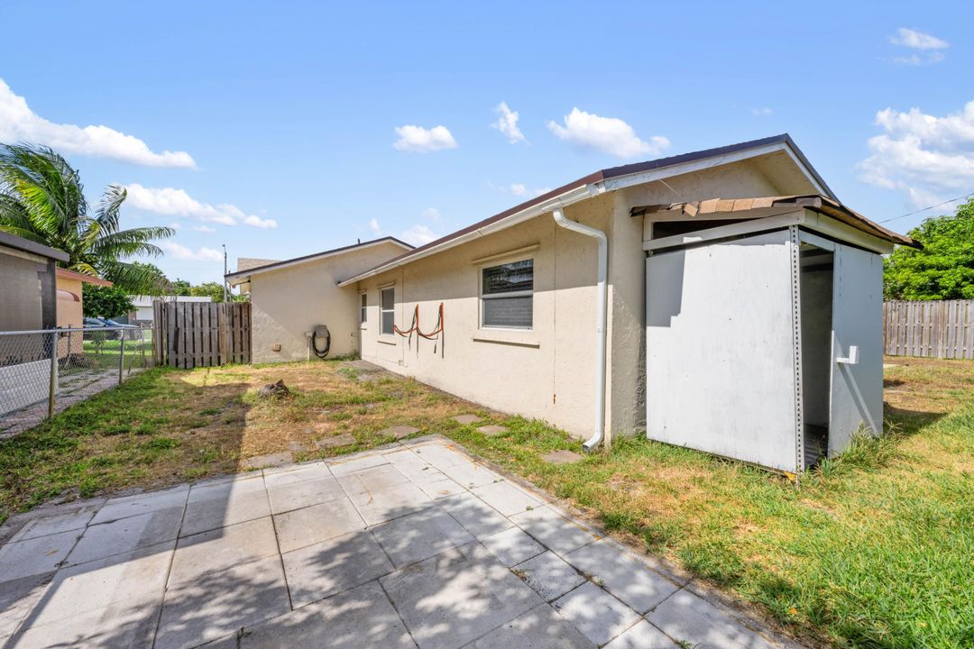 For Sale: $530,000 (3 beds, 2 baths, 1540 Square Feet)