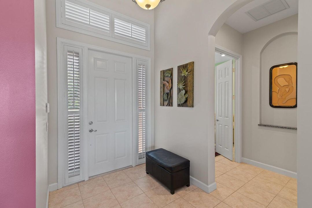For Sale: $450,000 (3 beds, 2 baths, 1789 Square Feet)