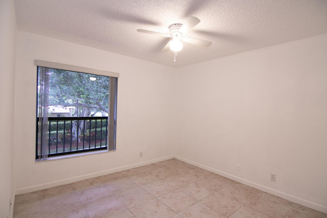For Rent: $2,400 (3 beds, 2 baths, 1115 Square Feet)