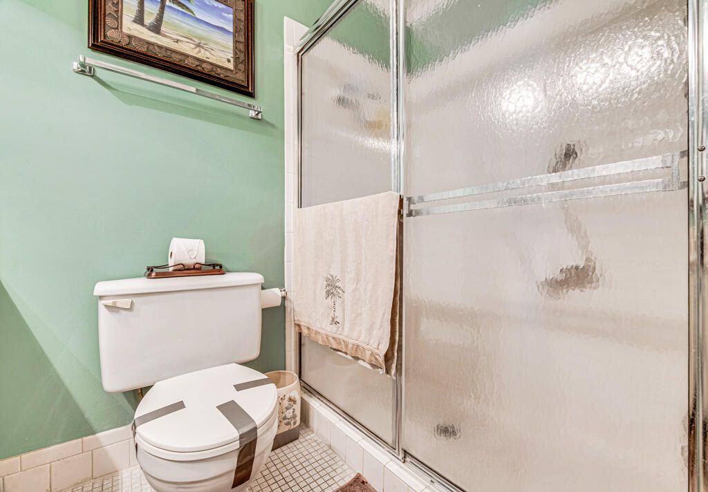 待售: $268,000 (2 贝兹, 2 浴室, 1270 平方英尺)