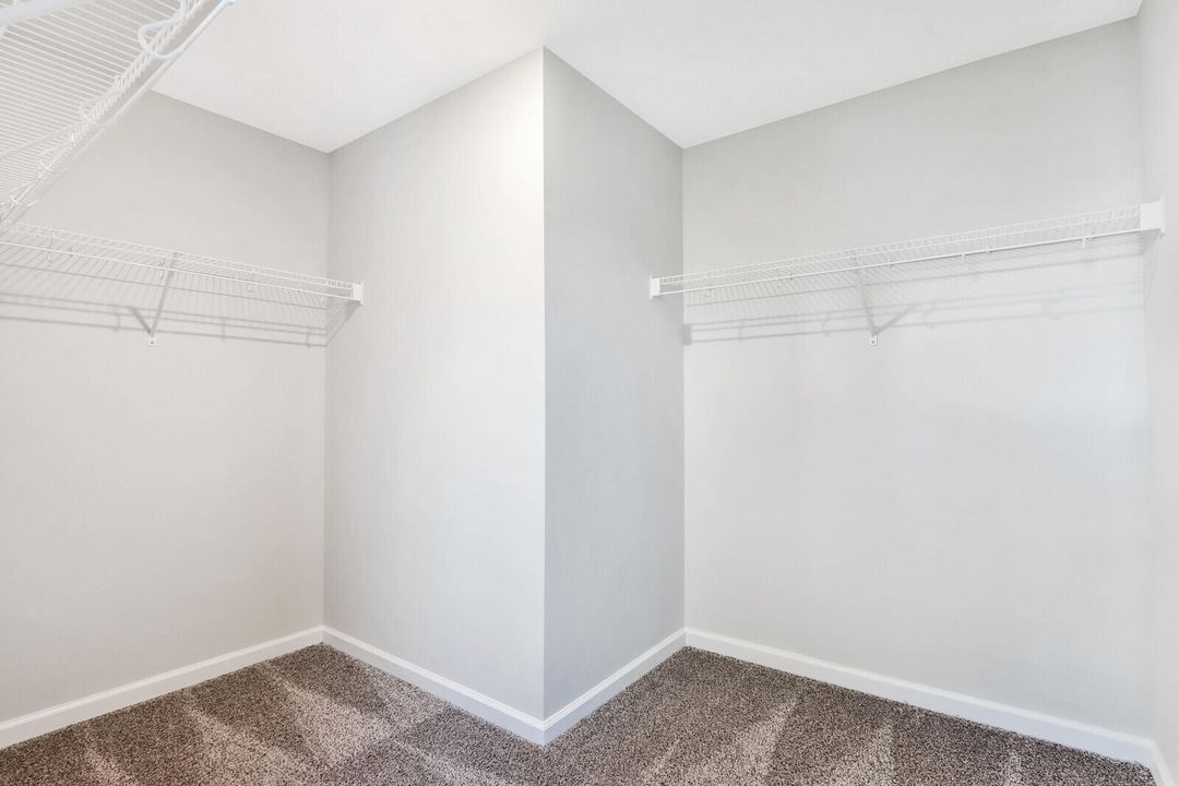 Active With Contract: $2,600 (3 beds, 2 baths, 1804 Square Feet)