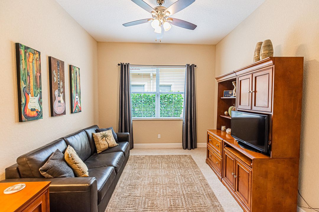 For Sale: $429,000 (2 beds, 2 baths, 1600 Square Feet)